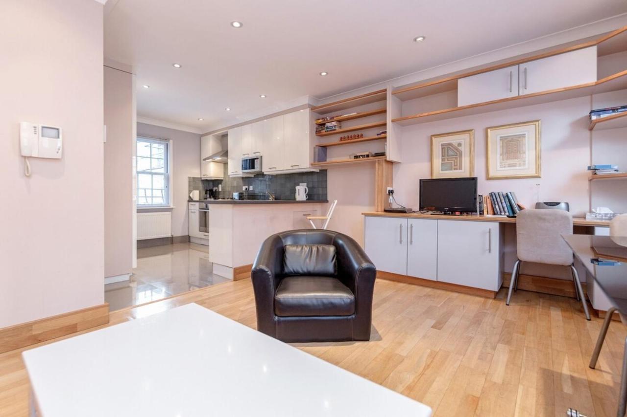 Beautiful 1 Bedroom Apartment In Victoria Londres Exterior foto