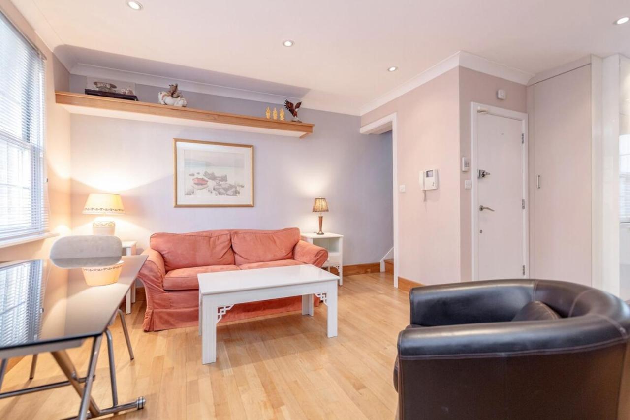Beautiful 1 Bedroom Apartment In Victoria Londres Exterior foto